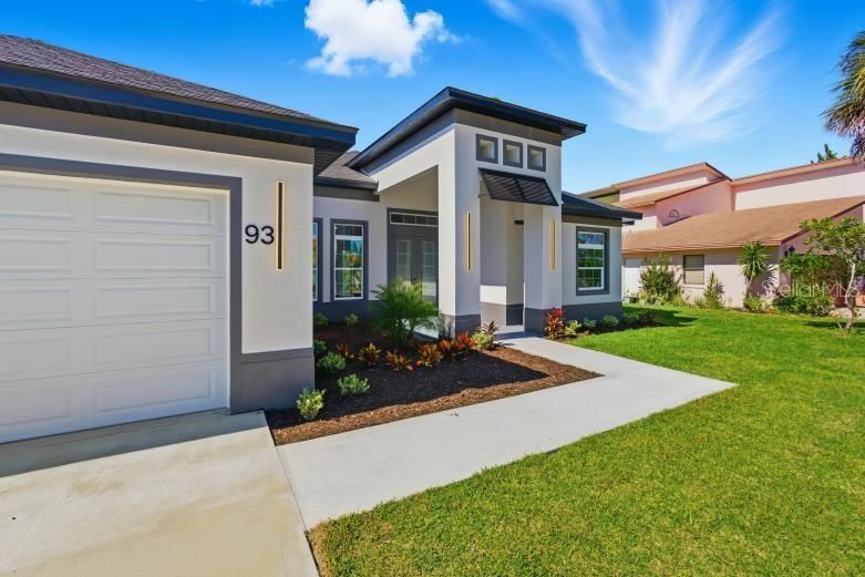 For Sale: $600,000 (3 beds, 3 baths, 2093 Square Feet)