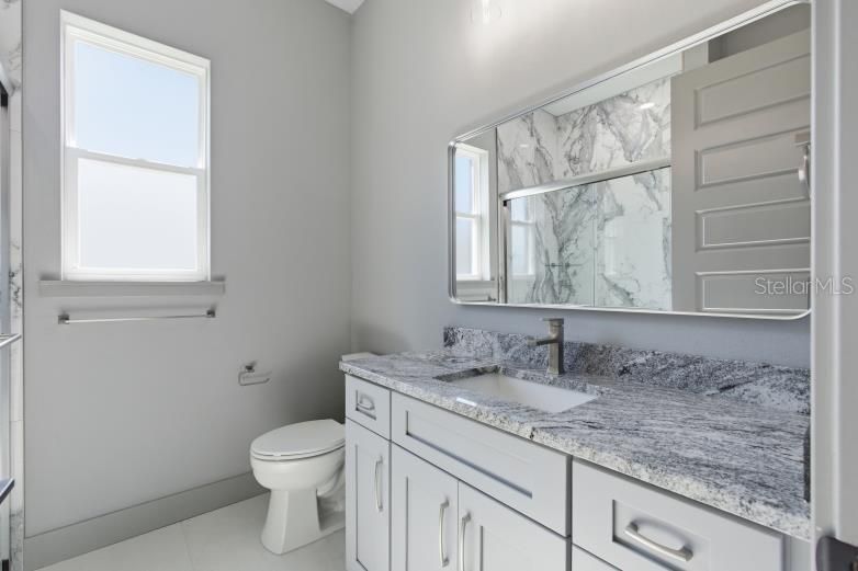 For Sale: $600,000 (3 beds, 3 baths, 2093 Square Feet)