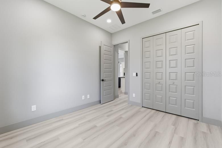 For Sale: $600,000 (3 beds, 3 baths, 2093 Square Feet)