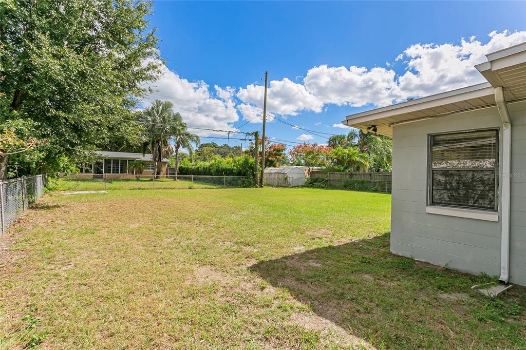 Activo con contrato: $395,000 (3 camas, 2 baños, 1268 Pies cuadrados)