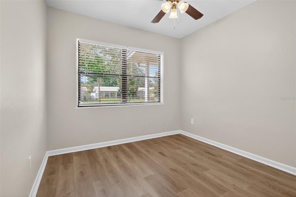 Activo con contrato: $395,000 (3 camas, 2 baños, 1268 Pies cuadrados)