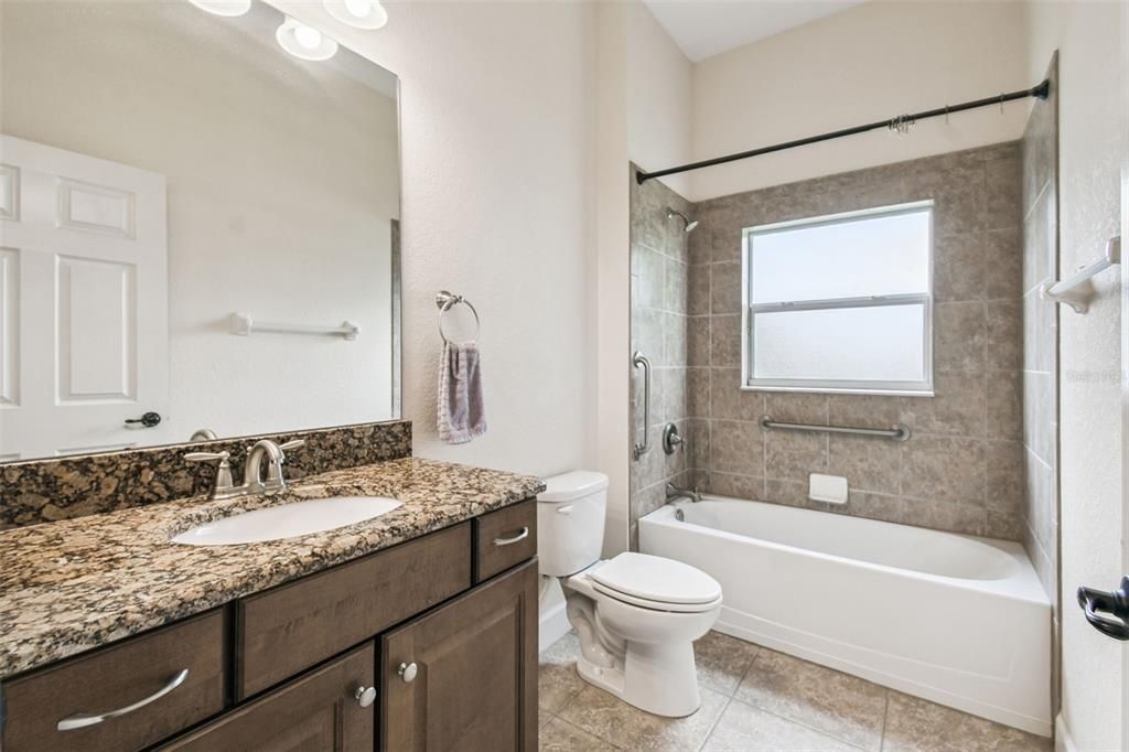 For Sale: $575,000 (3 beds, 3 baths, 2736 Square Feet)