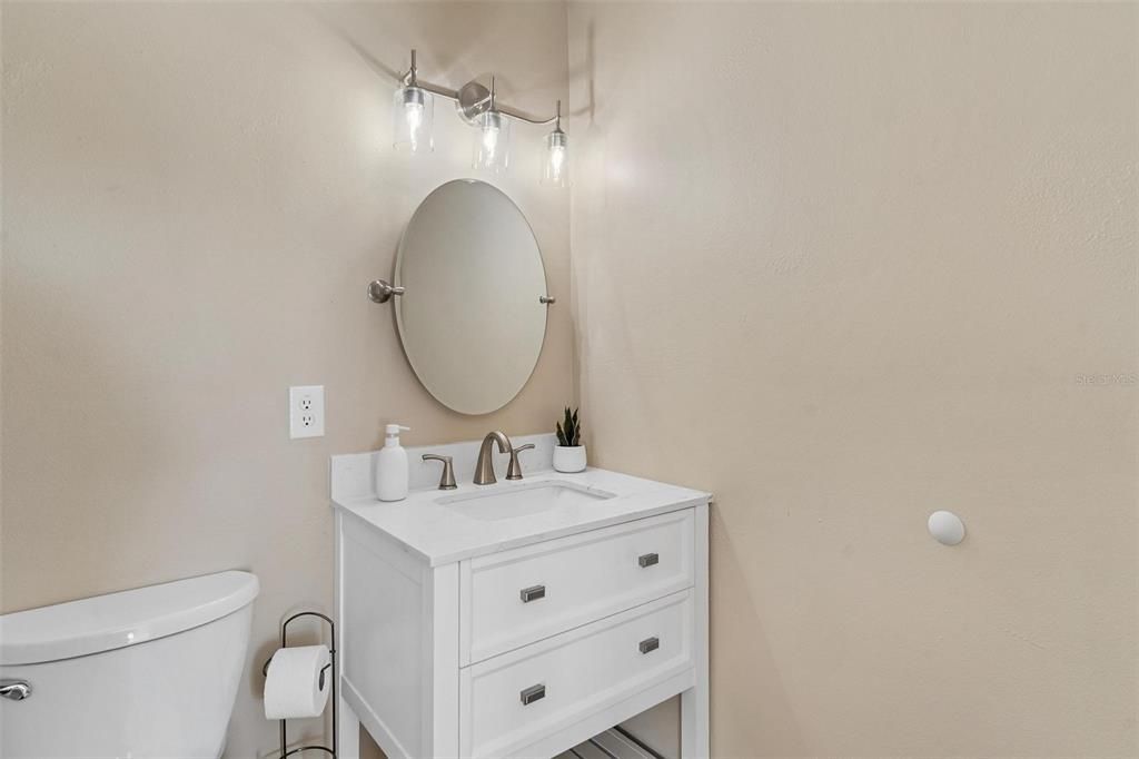 Activo con contrato: $189,000 (2 camas, 2 baños, 922 Pies cuadrados)