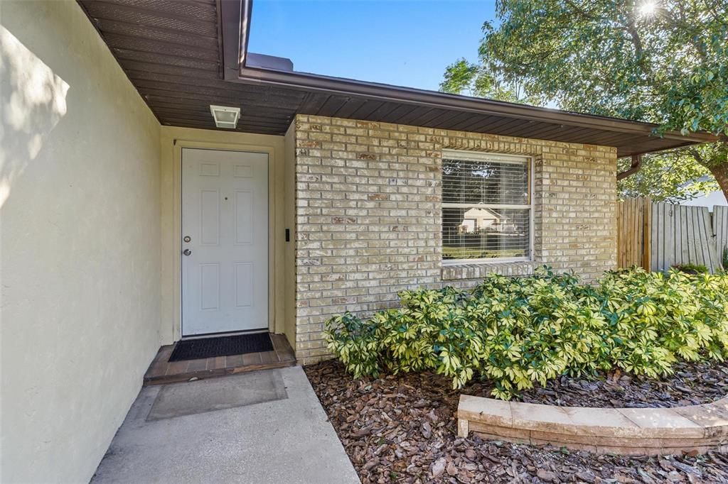 Activo con contrato: $189,000 (2 camas, 2 baños, 922 Pies cuadrados)