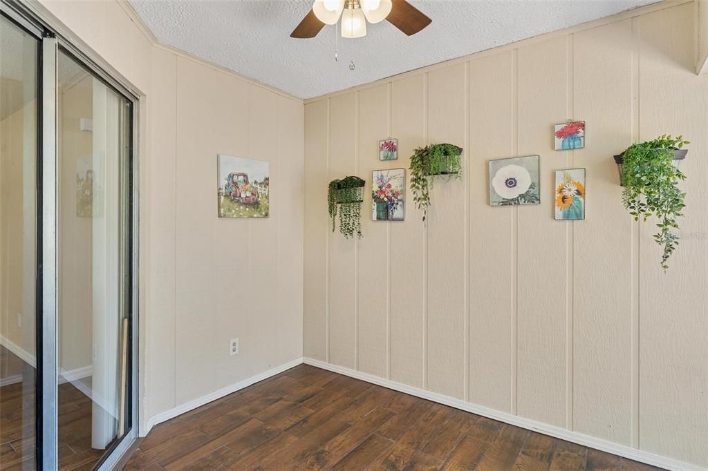 Activo con contrato: $189,000 (2 camas, 2 baños, 922 Pies cuadrados)