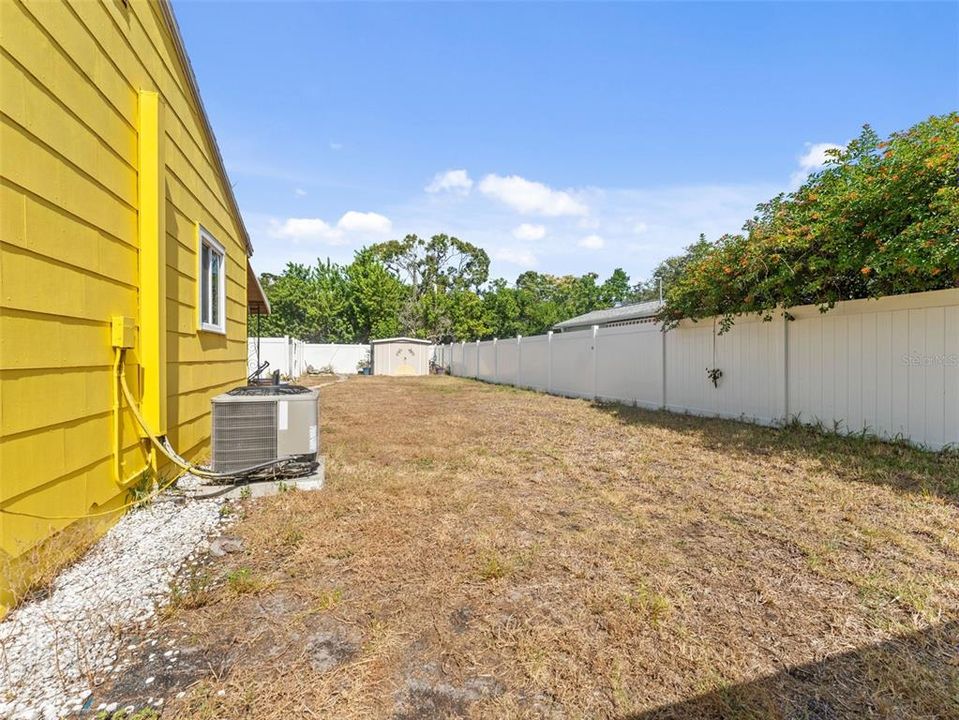 For Sale: $369,900 (4 beds, 2 baths, 1384 Square Feet)