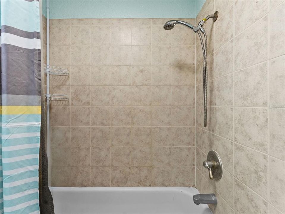 For Sale: $369,900 (4 beds, 2 baths, 1384 Square Feet)