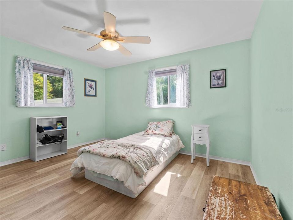 For Sale: $369,900 (4 beds, 2 baths, 1384 Square Feet)