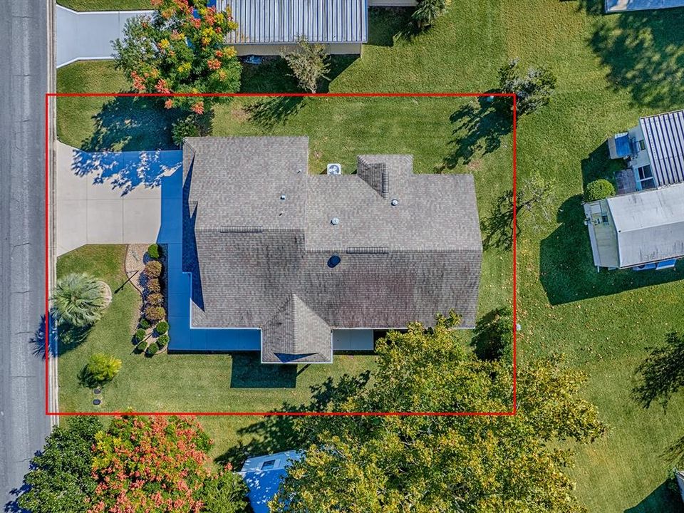 For Sale: $319,999 (2 beds, 2 baths, 1236 Square Feet)