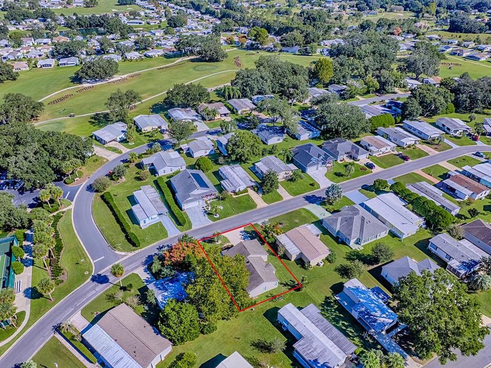 For Sale: $319,999 (2 beds, 2 baths, 1236 Square Feet)