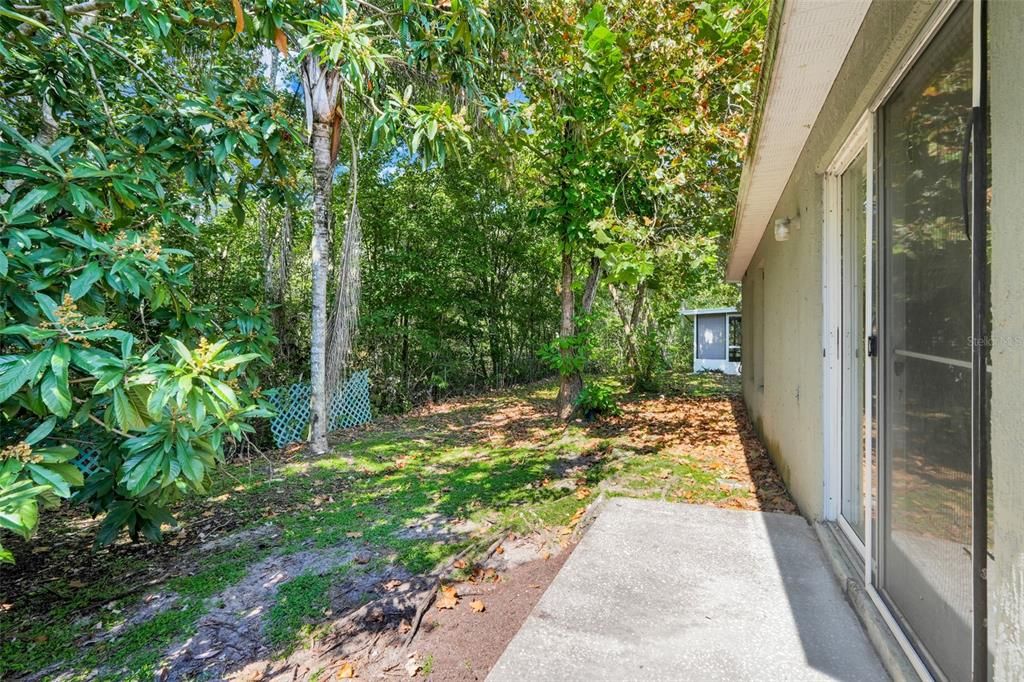 Active With Contract: $335,000 (3 beds, 2 baths, 1429 Square Feet)