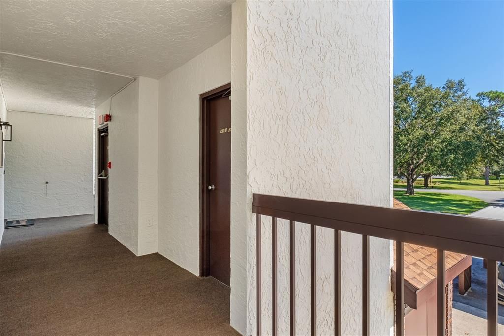 For Sale: $165,000 (2 beds, 2 baths, 1410 Square Feet)