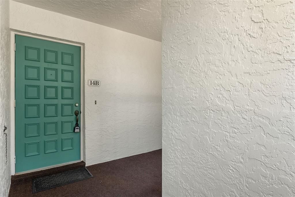 For Sale: $165,000 (2 beds, 2 baths, 1410 Square Feet)