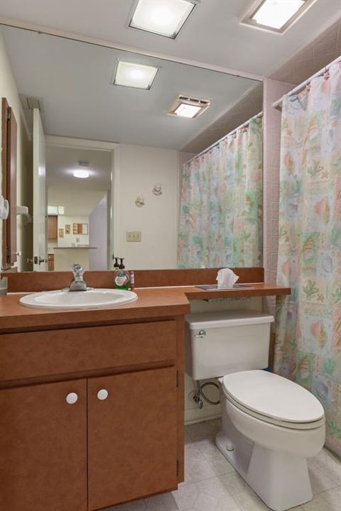 For Sale: $165,000 (2 beds, 2 baths, 1410 Square Feet)