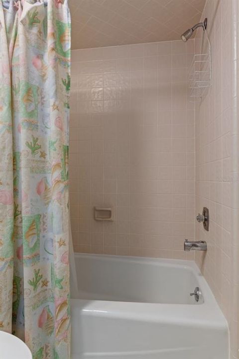 For Sale: $165,000 (2 beds, 2 baths, 1410 Square Feet)