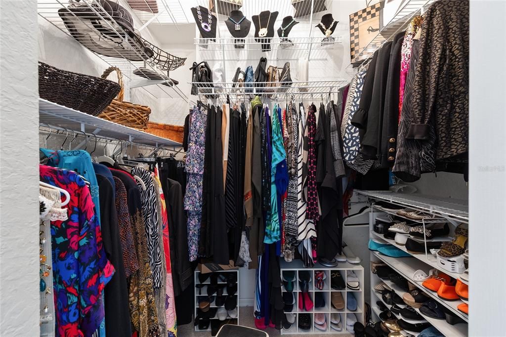 For Sale: $364,885 (3 beds, 2 baths, 2110 Square Feet)