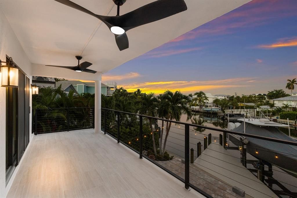 En Venta: $4,950,000 (5 camas, 4 baños, 3928 Pies cuadrados)