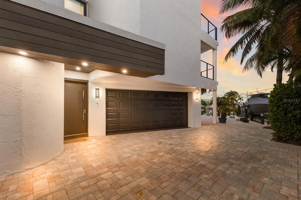 En Venta: $4,950,000 (5 camas, 4 baños, 3928 Pies cuadrados)