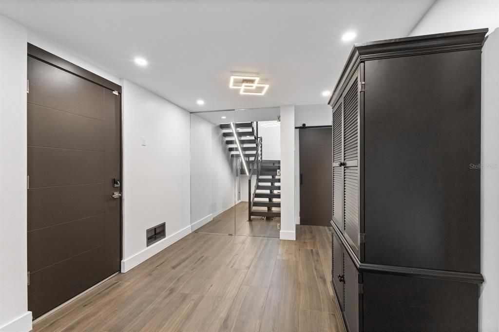 En Venta: $4,950,000 (5 camas, 4 baños, 3928 Pies cuadrados)