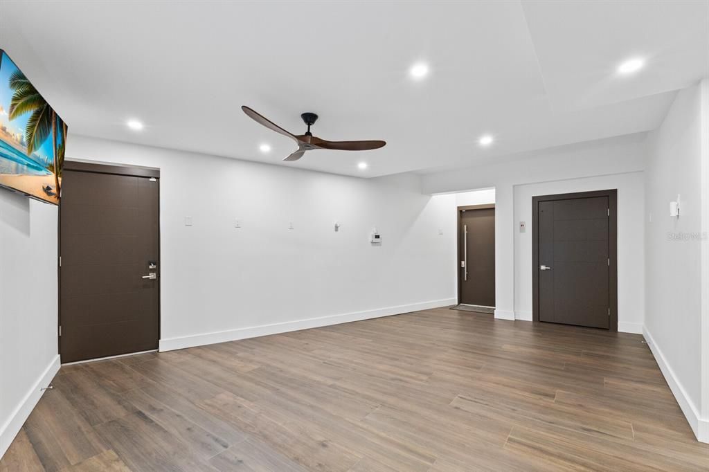 En Venta: $4,950,000 (5 camas, 4 baños, 3928 Pies cuadrados)