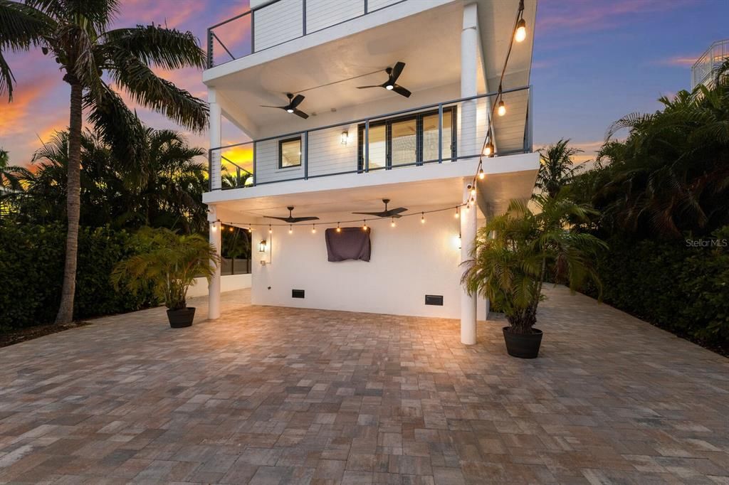 En Venta: $4,950,000 (5 camas, 4 baños, 3928 Pies cuadrados)