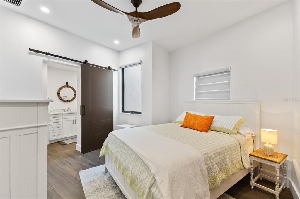 En Venta: $4,950,000 (5 camas, 4 baños, 3928 Pies cuadrados)