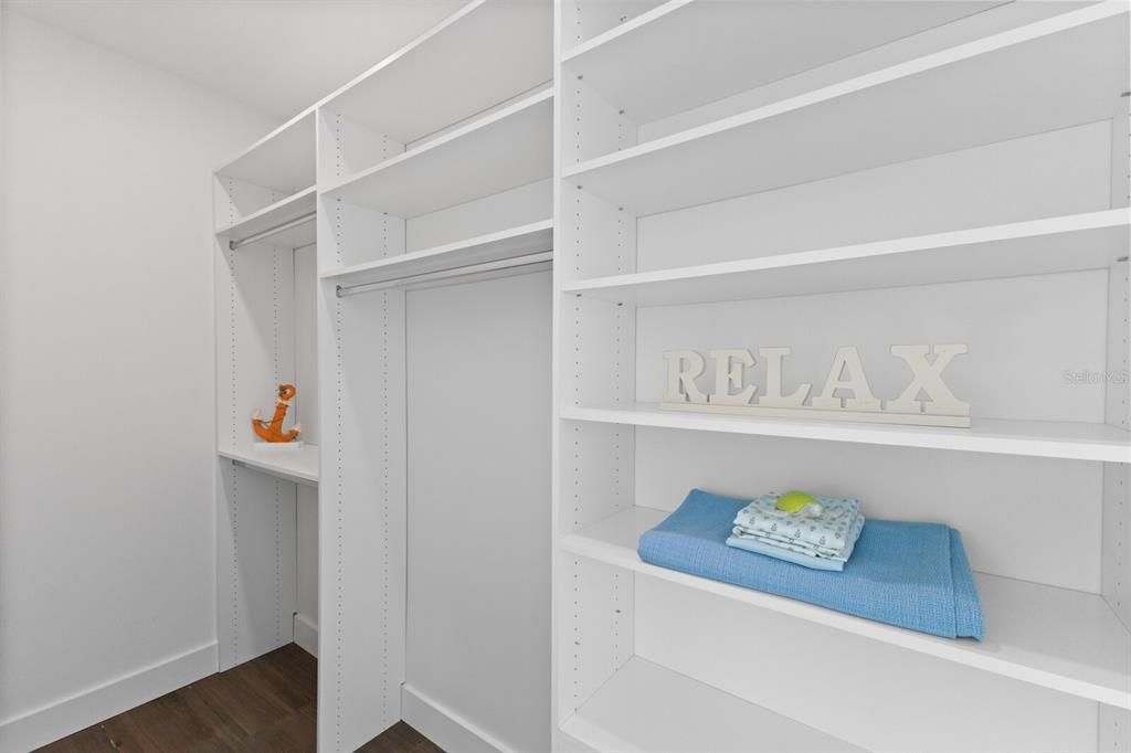 En Venta: $4,950,000 (5 camas, 4 baños, 3928 Pies cuadrados)