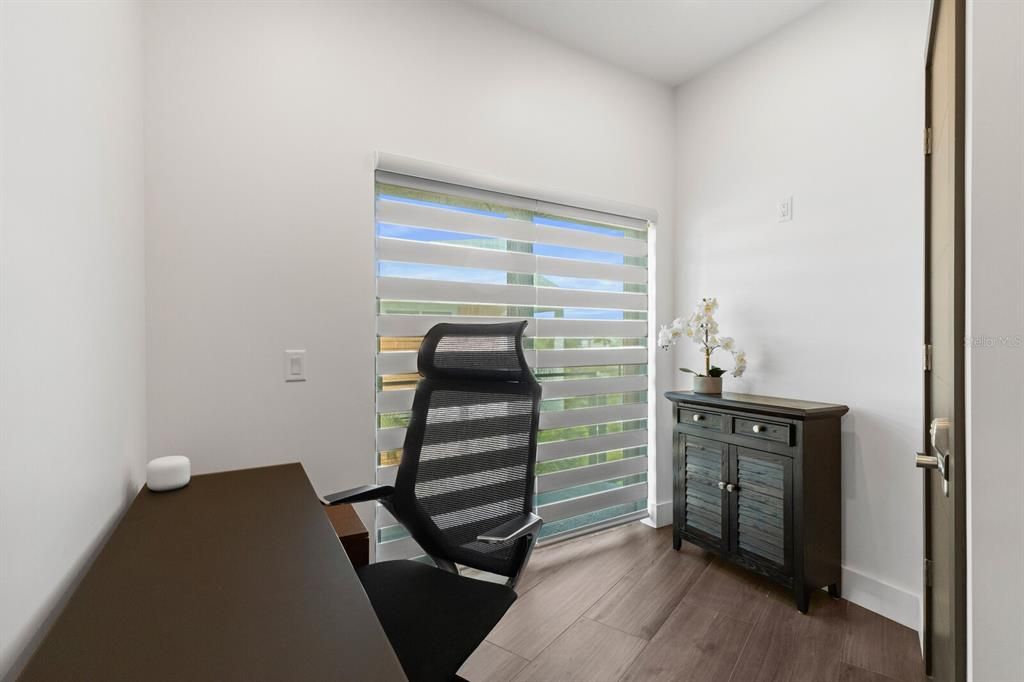 En Venta: $4,950,000 (5 camas, 4 baños, 3928 Pies cuadrados)