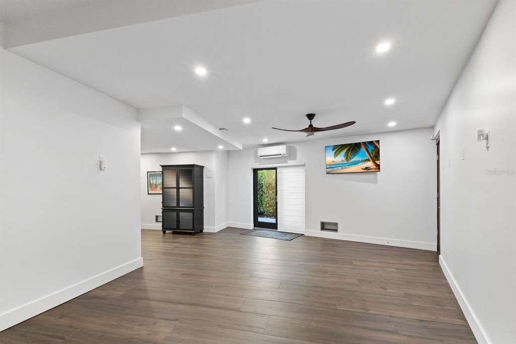 En Venta: $4,950,000 (5 camas, 4 baños, 3928 Pies cuadrados)