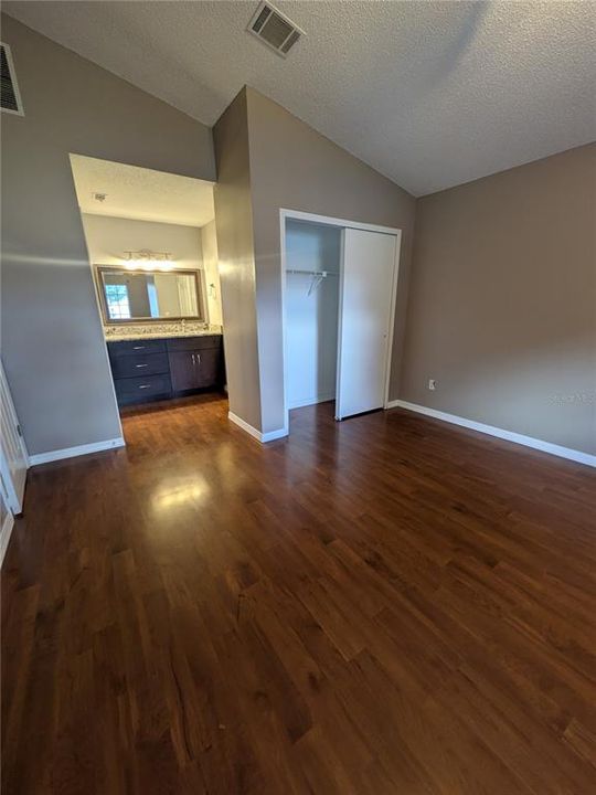 В аренду: $2,000 (3 спален, 2 ванн, 1238 Квадратных фут)