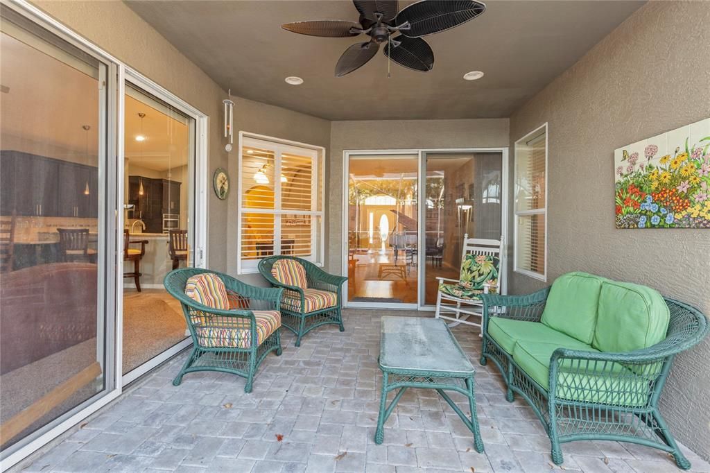 For Sale: $835,000 (4 beds, 2 baths, 2709 Square Feet)