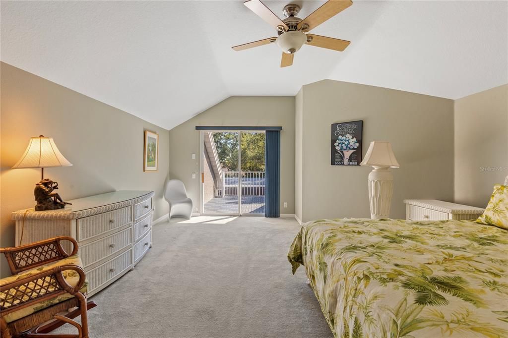 For Sale: $835,000 (4 beds, 2 baths, 2709 Square Feet)