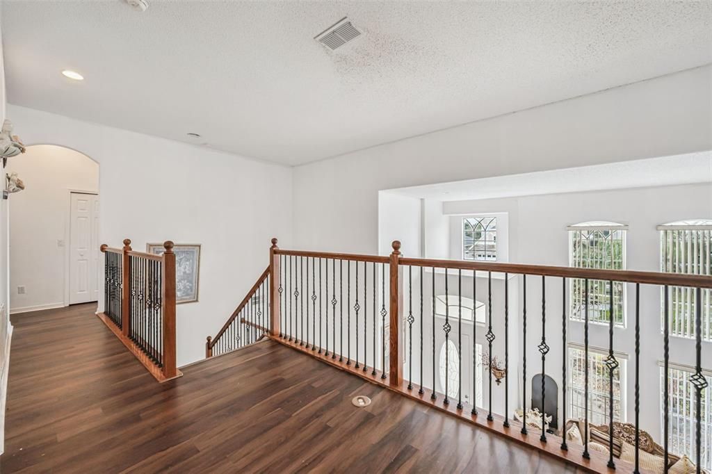 For Sale: $489,999 (4 beds, 2 baths, 2471 Square Feet)