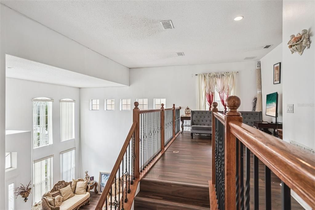 For Sale: $489,999 (4 beds, 2 baths, 2471 Square Feet)