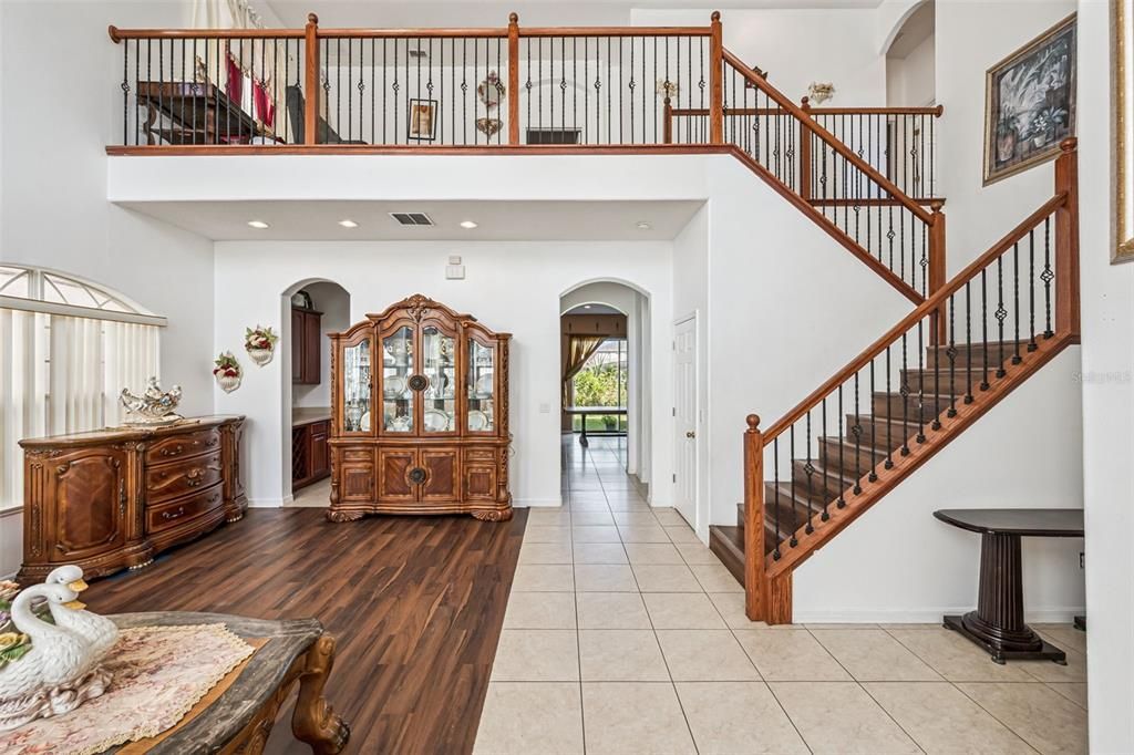 For Sale: $489,999 (4 beds, 2 baths, 2471 Square Feet)