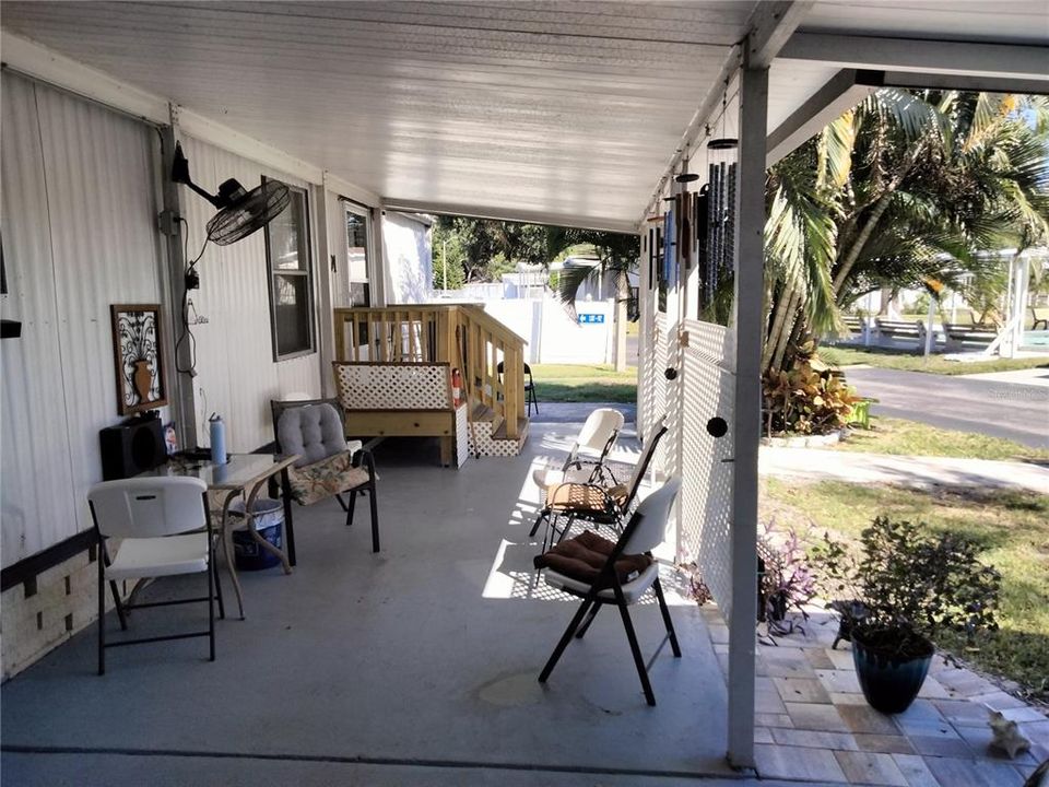 For Sale: $119,500 (2 beds, 1 baths, 672 Square Feet)