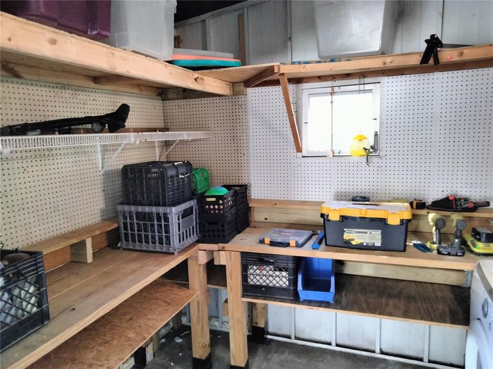 For Sale: $119,500 (2 beds, 1 baths, 672 Square Feet)