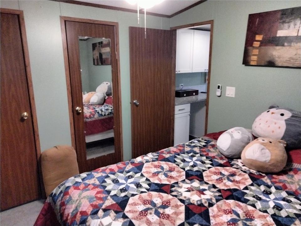 For Sale: $119,500 (2 beds, 1 baths, 672 Square Feet)