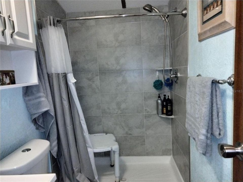 For Sale: $119,500 (2 beds, 1 baths, 672 Square Feet)