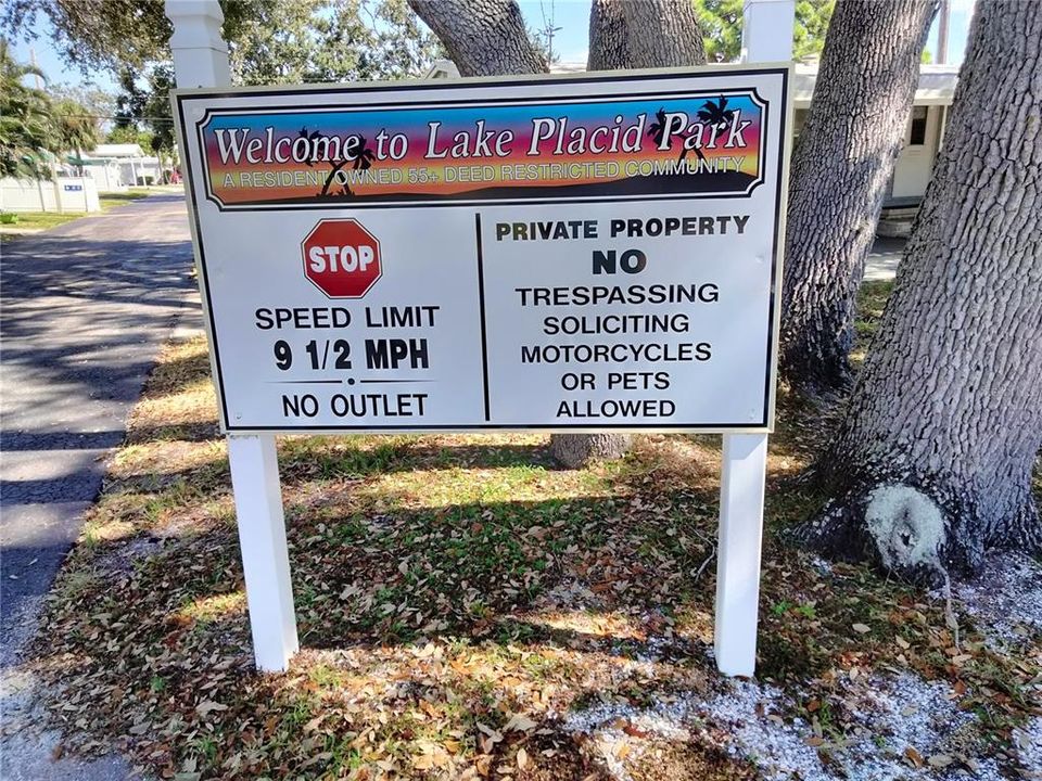 For Sale: $119,500 (2 beds, 1 baths, 672 Square Feet)