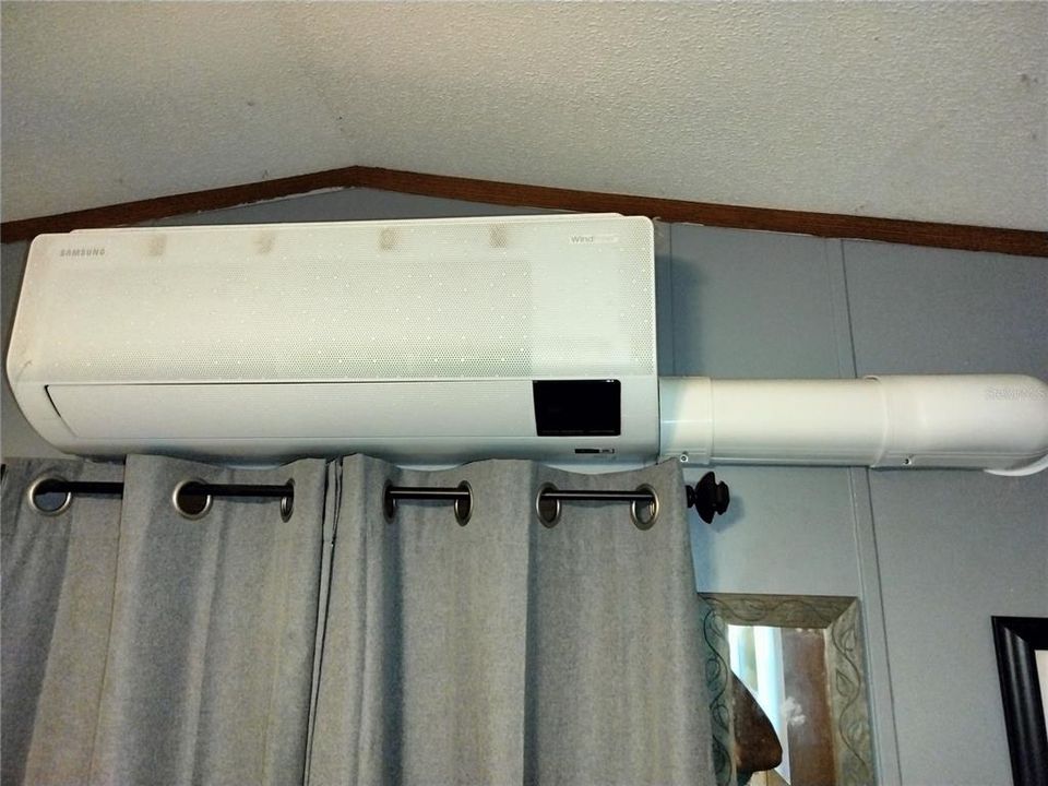 For Sale: $119,500 (2 beds, 1 baths, 672 Square Feet)