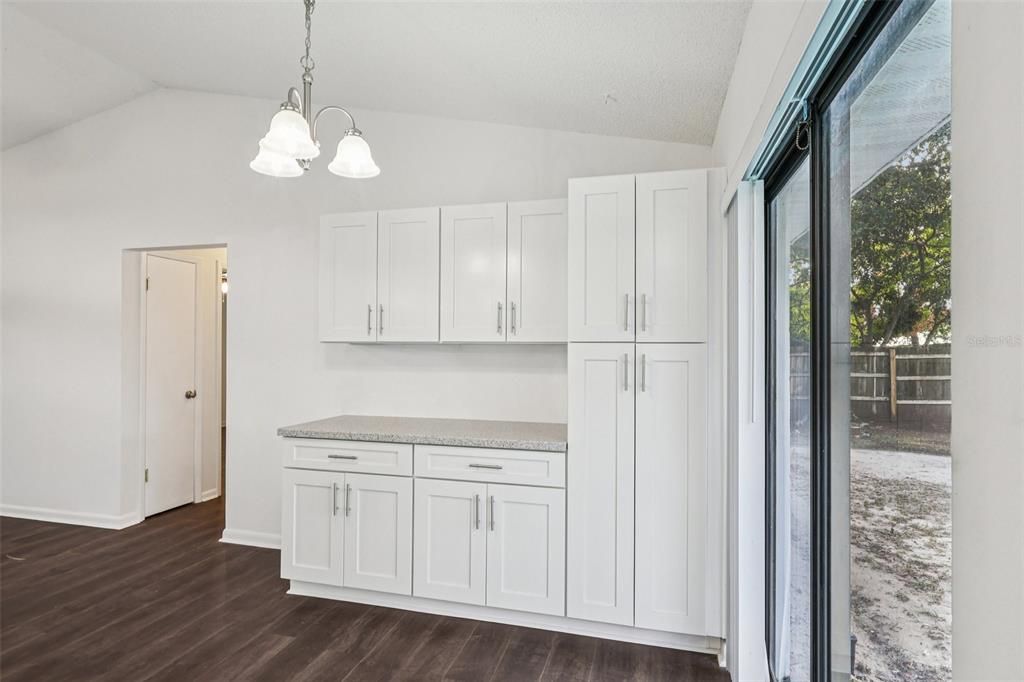 Active With Contract: $325,000 (3 beds, 2 baths, 1303 Square Feet)