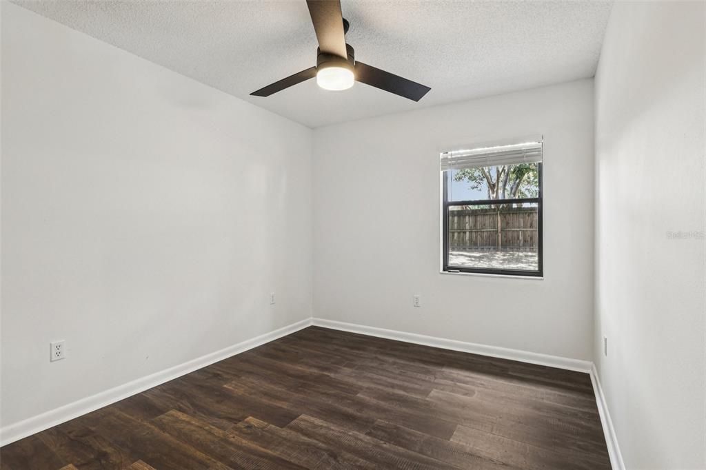 Active With Contract: $325,000 (3 beds, 2 baths, 1303 Square Feet)