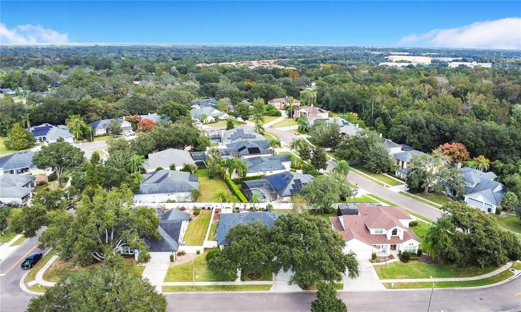 合同活跃: $610,000 (4 贝兹, 2 浴室, 2191 平方英尺)