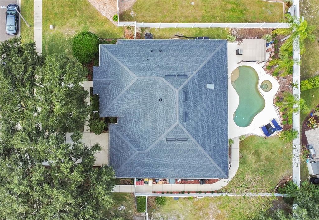 合同活跃: $610,000 (4 贝兹, 2 浴室, 2191 平方英尺)