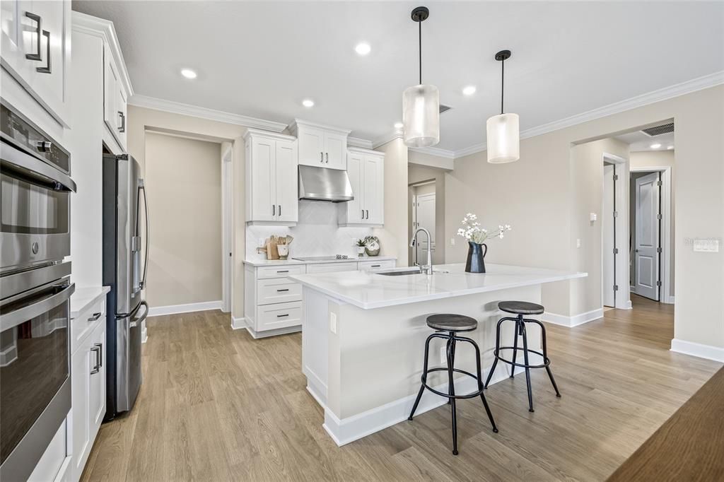 For Sale: $714,900 (4 beds, 3 baths, 2394 Square Feet)