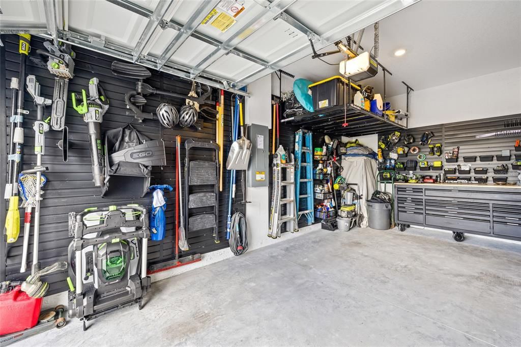 For Sale: $714,900 (4 beds, 3 baths, 2394 Square Feet)