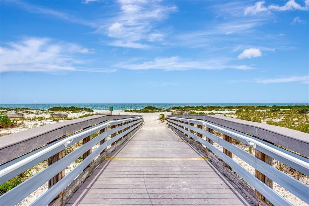 В аренду: $5,000 (3 спален, 2 ванн, 1674 Квадратных фут)