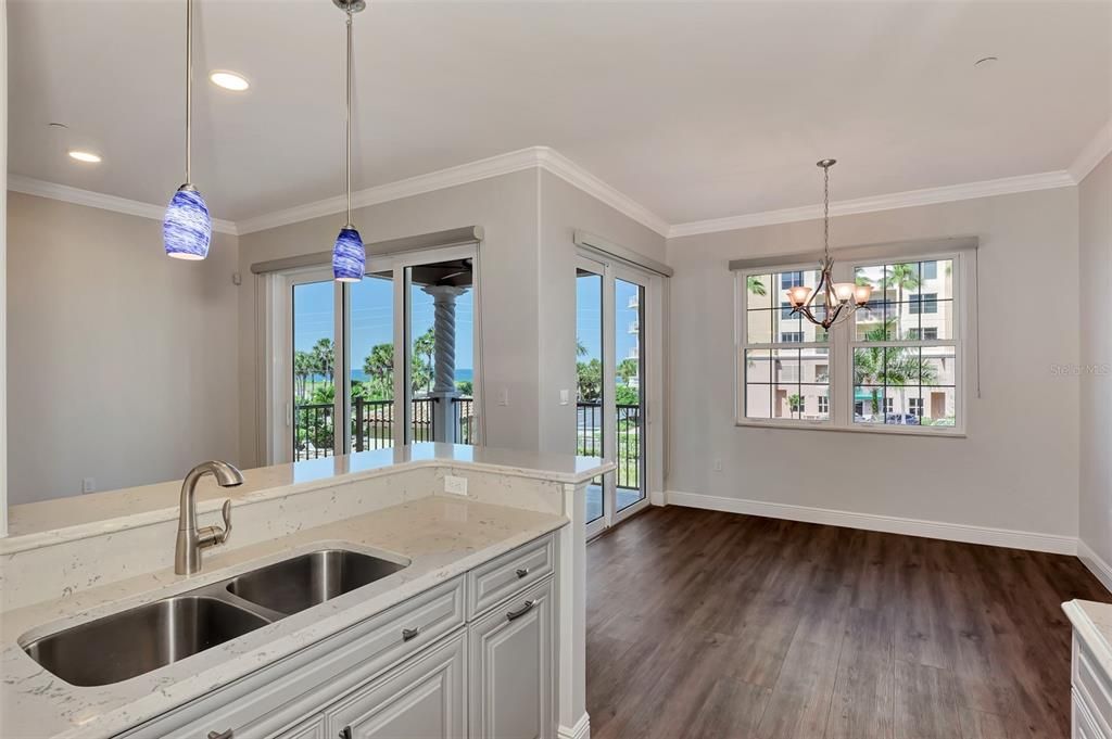 В аренду: $5,000 (3 спален, 2 ванн, 1674 Квадратных фут)