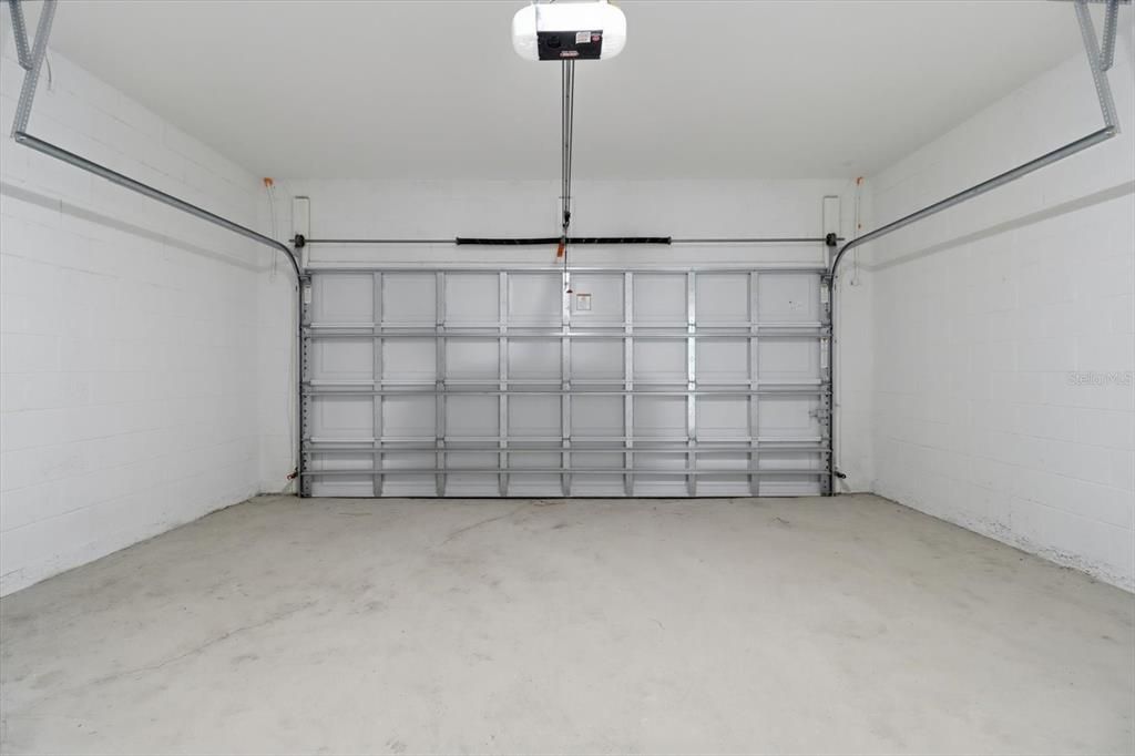 待售: $262,000 (4 贝兹, 2 浴室, 1661 平方英尺)